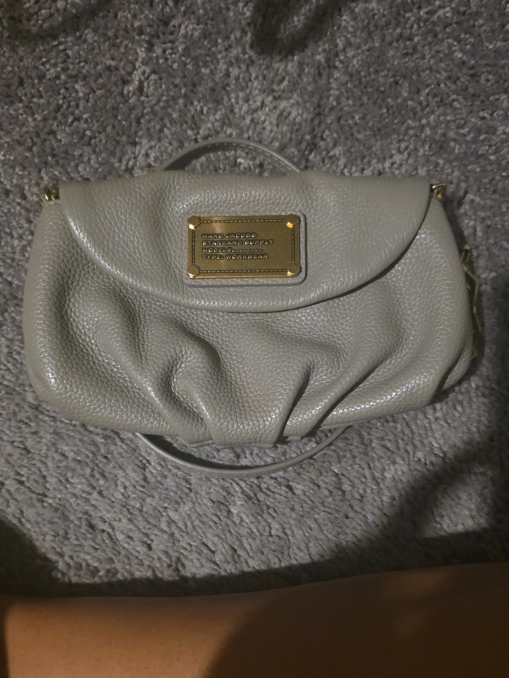 Marc By Marc Jacobs Pebbled Leather Crossbody in Light Gray with Gold Plaque
